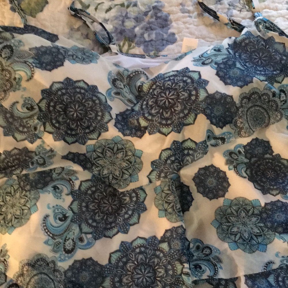 Blue and white tiered camisole, size 14, Tropical Escape.